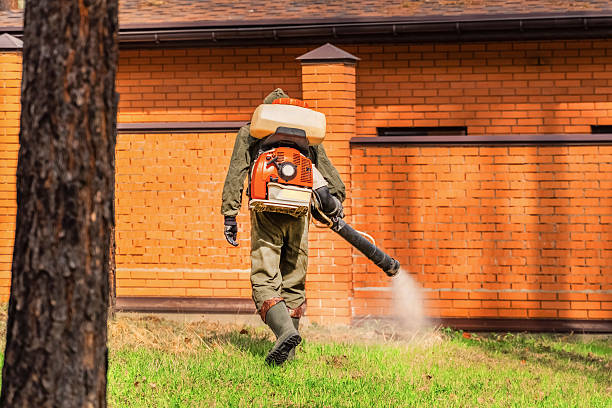Top rated local Mosquito Control specialists in Johnston, IA